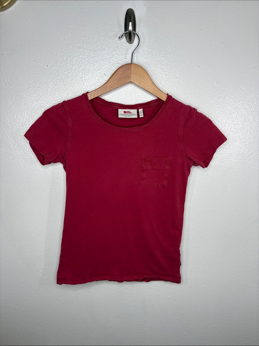 Fjall Raven Ovik Red Short Sleeve T Shirt Women Size XXS